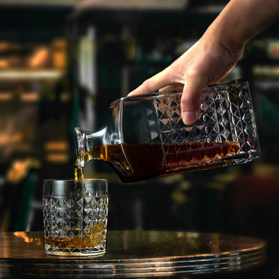 Unique Factory High Quality Lead Free Crystal Diamond Decanter drinking Whiskey Glasses Decanter Set