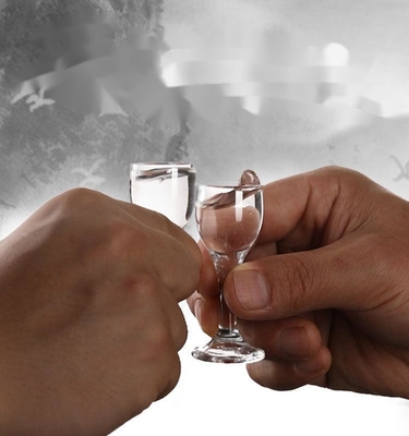China Wholesale Transparent Small Juice Glass