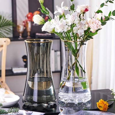 New Fashioned Luxury engraved handcrafted gift black glass vase